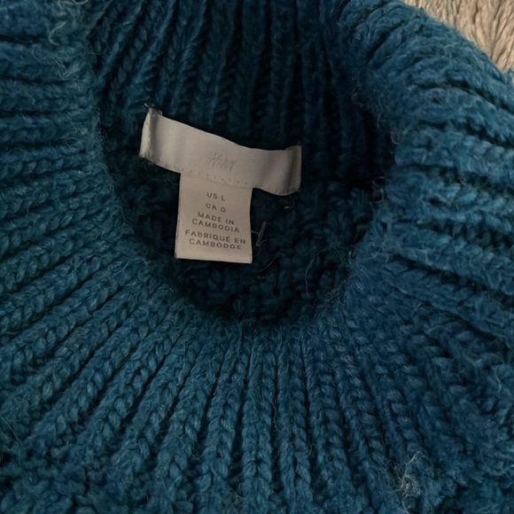 H&M | Sweaters | Peacock Blue Cable Knit Sweater L Cropped Batwing ...